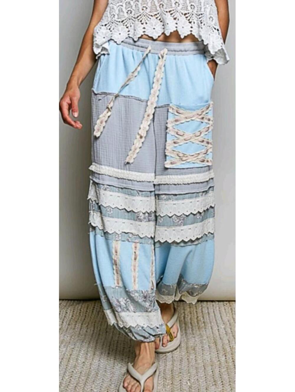NWT POL New Release Blue Knit Floral Patchwork Boho Joggers in Size Small